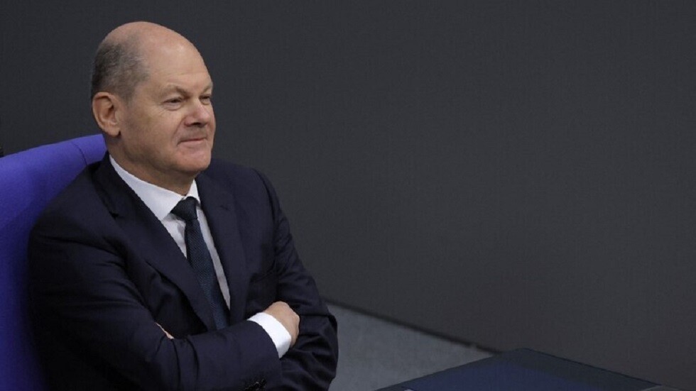 بايدن وشولتس يعقدان "اجتماعا خاصا" في البيت الأبيض