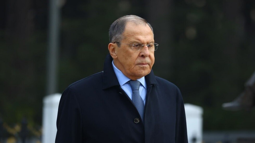 "الخوف الشديد".. خبراء يوضحون السبب الرئيسي وراء محادثة بلينكن مع لافروف