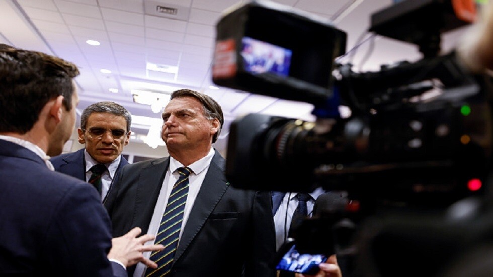 قدمت له كهدية.. الرئيس البرازيلي السابق ينفي تهريبه مجوهرات السعودية إلى البرازيل