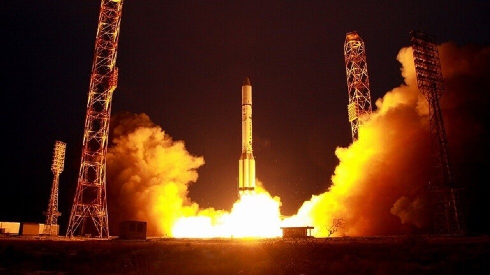 إيران تخطط لإطلاق قمرين صناعيين جديدين بالتعاون مع روسيا