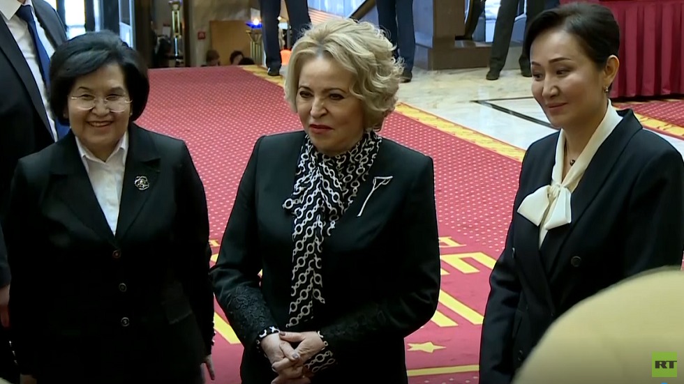 انطلاق فعاليات المنتدى النسائي الروسي- القرغيزي الأول