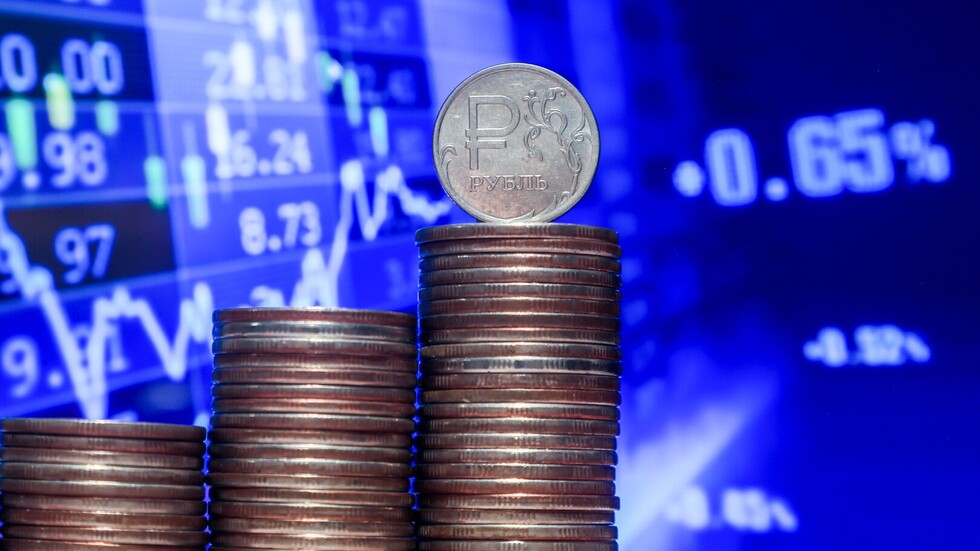 المالية الروسية تنشر بيانات اقتصادية وتؤكد أن خطة الميزانية لـ2023 لم تتغير