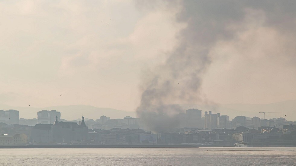 لا إصابات بحريق نشب في سفينة روسية باسطنبول