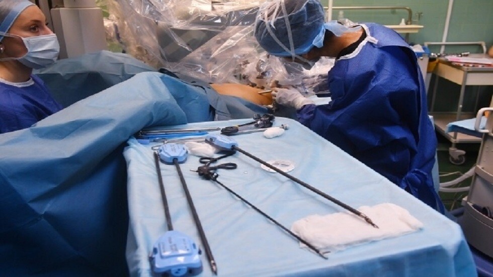 طبيبة روسية تحدد أعراض أورام الرحم