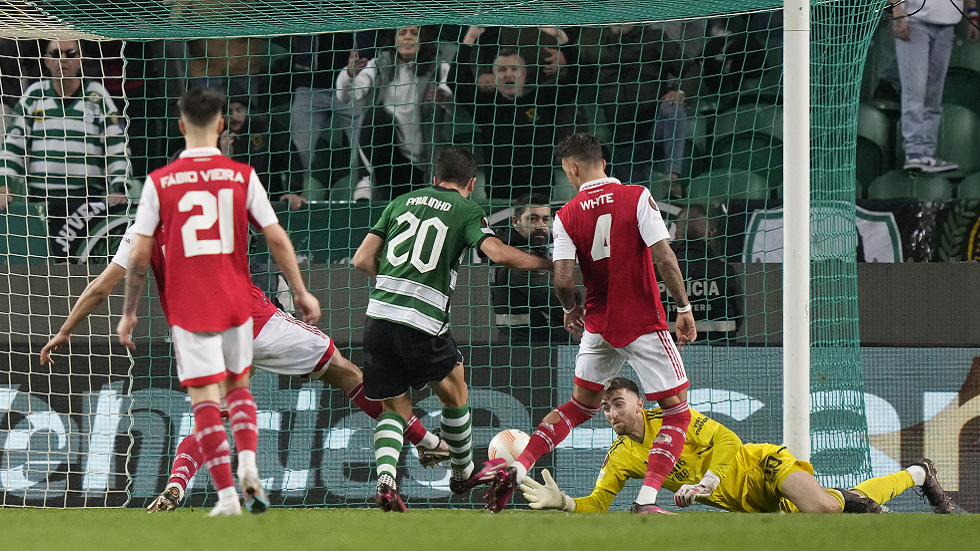 الدوري الأوروبي.. أرسنال يتعثر في لشبونة وروما يقطع نصف الطريق لربع النهائي