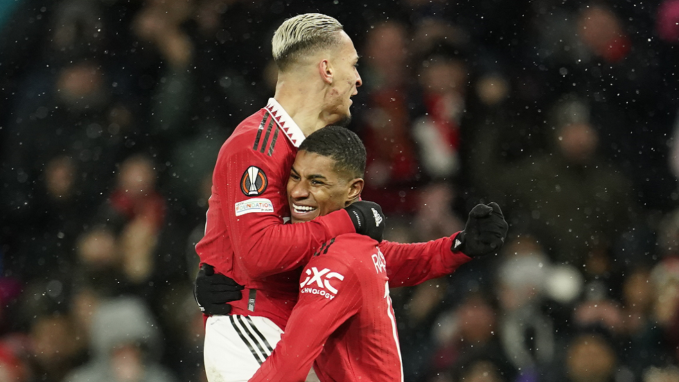 مانشستر يونايتد يصالح جماهيره برباعية في شباك ريال بيتيس