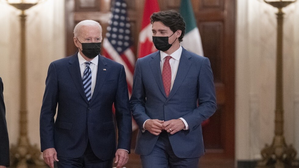 بايدن يعتزم بحث المساعدات لأوكرانيا والعقوبات ضد روسيا مع ترودو