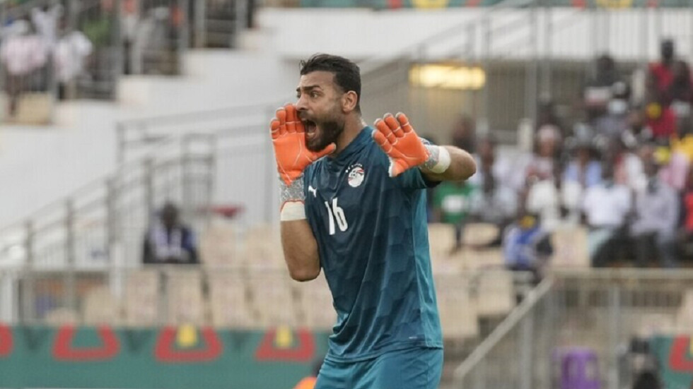 انتهاء أزمة الحارس المصري أبو جبل مع النصر السعودي