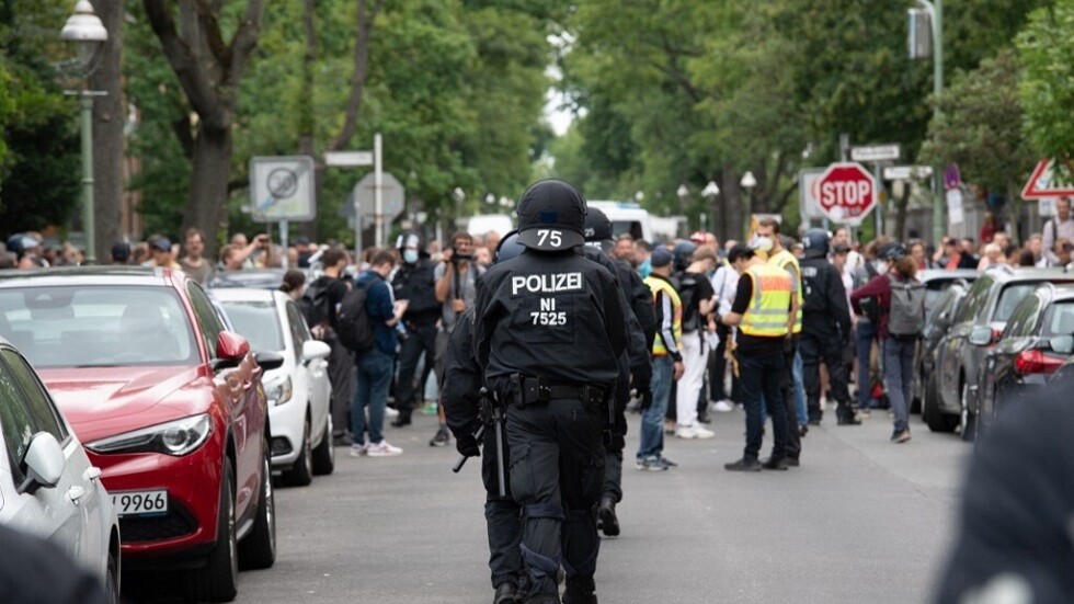 ألمانيا.. تعطل أرجوحة يعلّق 24 شخصا في الهواء لأكثر من ساعة