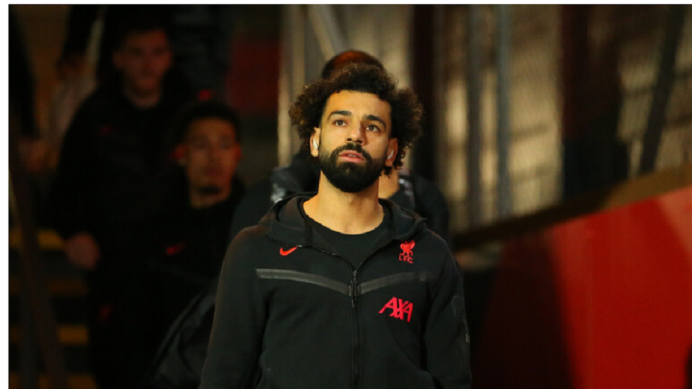 أول تعليق لوالد صلاح بعد سرقة فيلا نجله في مصر