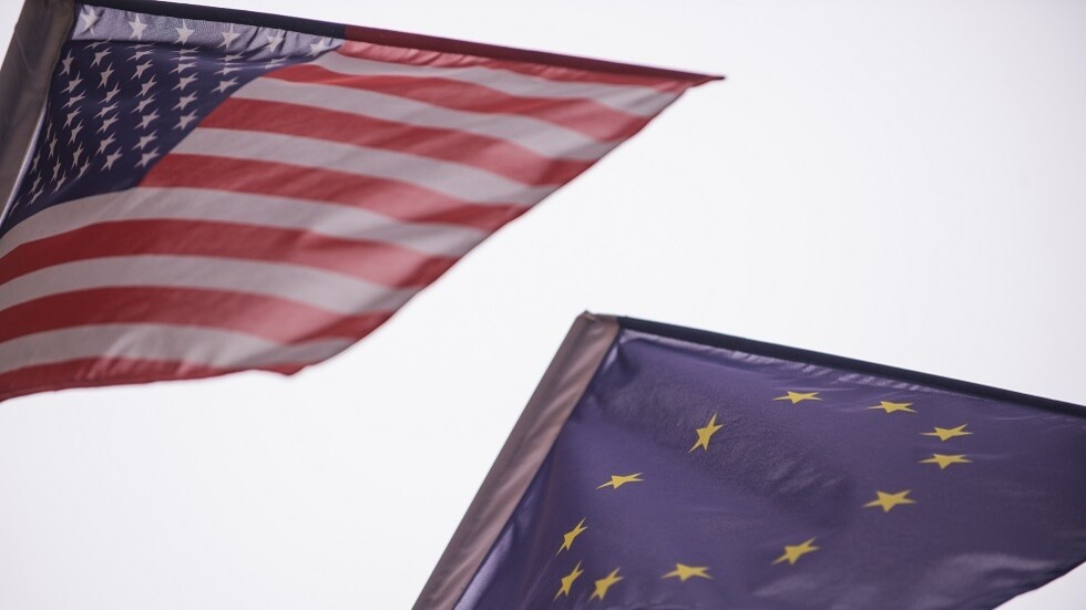 رئيس حزب فرنسي: غطرسة السياسيين الغربيين توحد العالم كله ضد الغرب