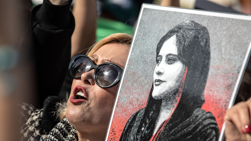 إيران.. العفو عن 22 ألف شخص اعتقلوا في أعمال شغب