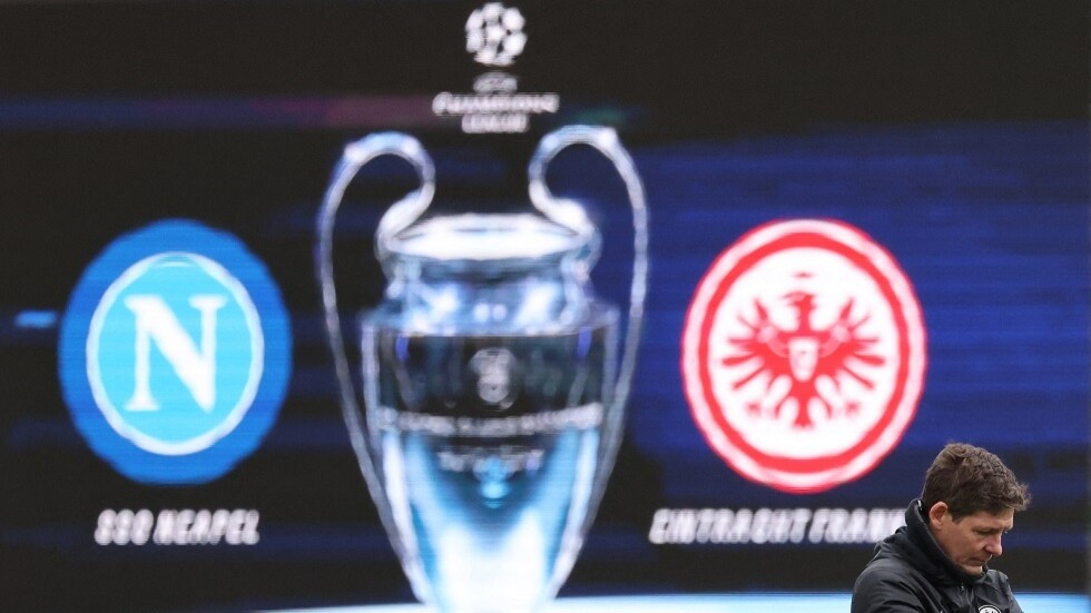 دوري الأبطال.. نابولي المتألق لتأكيد تفوقه على آينتراخت فرانكفورت