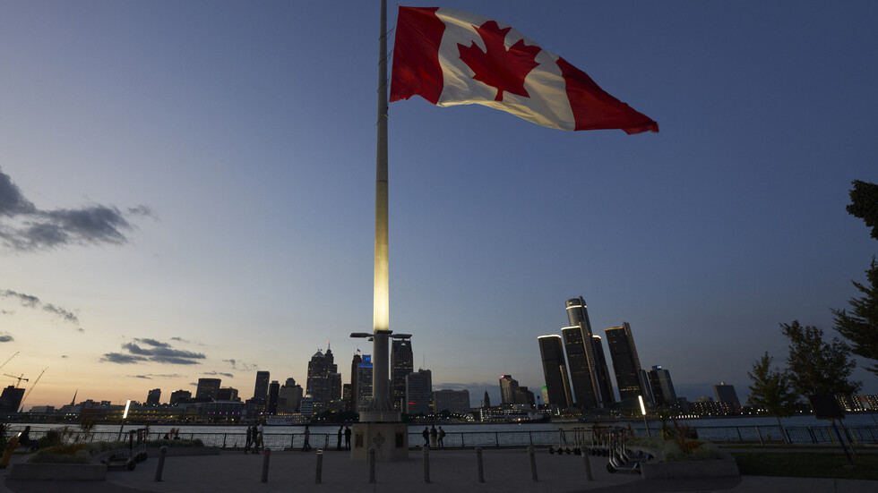 كندا تسن إجراءات تسهل تمديد إقامة السوريين والأتراك على أراضيها
