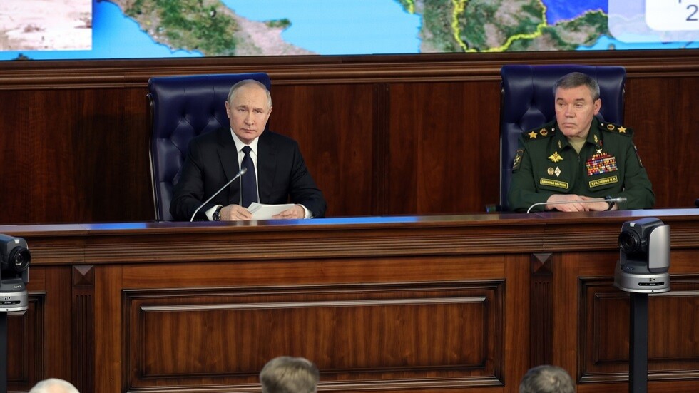 بوتين يجيب عن سؤال غيراسيموف حول "كم من الوقت لديكم؟" (فيديو)