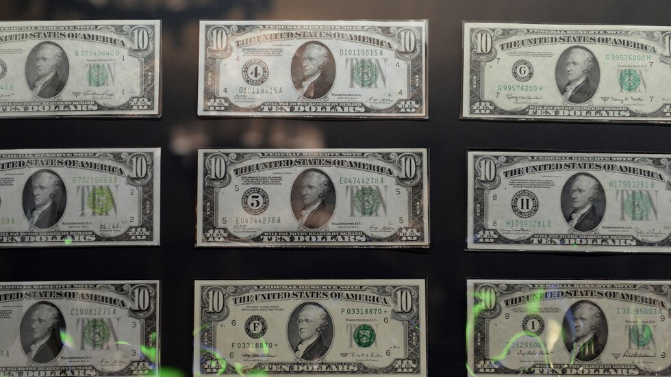 مصارف مركزية كبرى تتحرك لتوفير مزيد من السيولة بغية طمأنة الأسواق