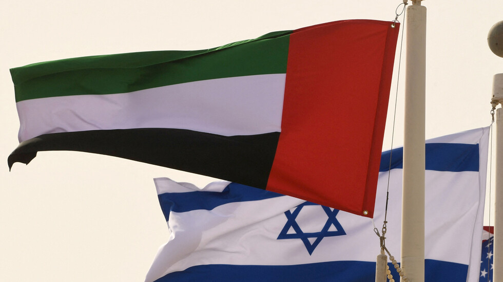 الإعلام العبري: الإمارات تدرس تقليص تمثيلها الدبلوماسي في إسرائيل