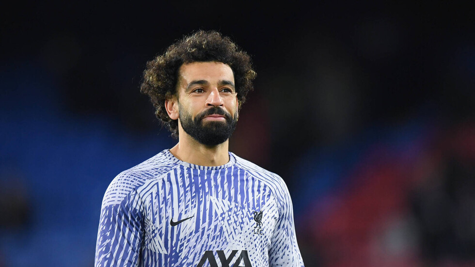 محمد صلاح في ظهور جديد مع والديه بمناسبة عيد الأم (صور)