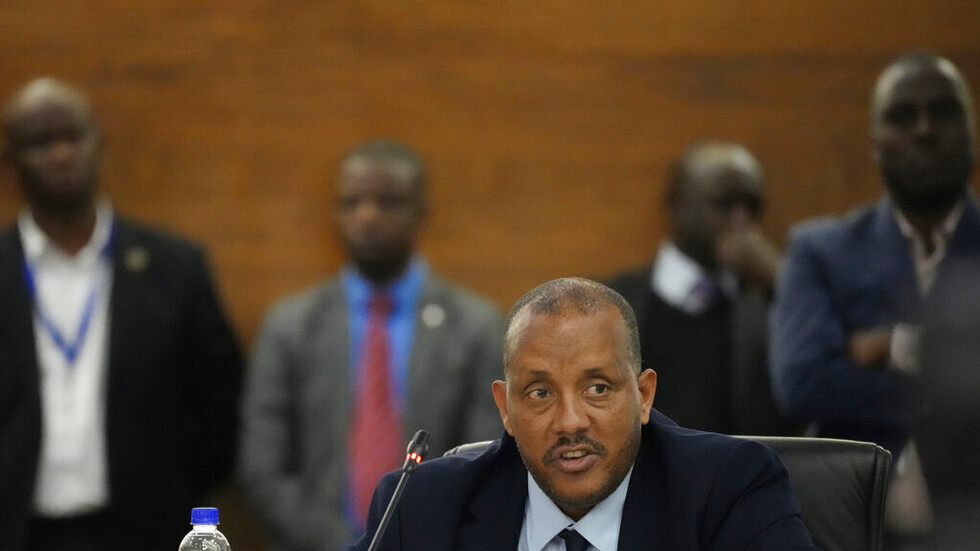 رئيس الوزراء الإثيوبي يعين قياديا بجبهة تيغراي رئيسا للإدارة المؤقتة بالإقليم