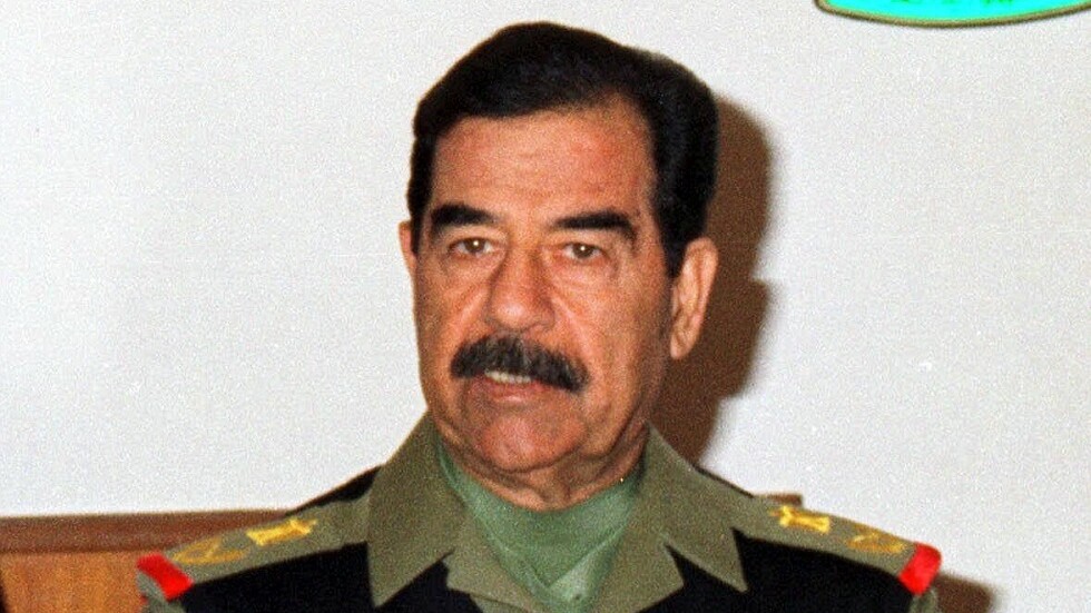 عمرو موسى يكشف سبب رفض صدام حسين وجود مفتشين دوليين (فيديو)