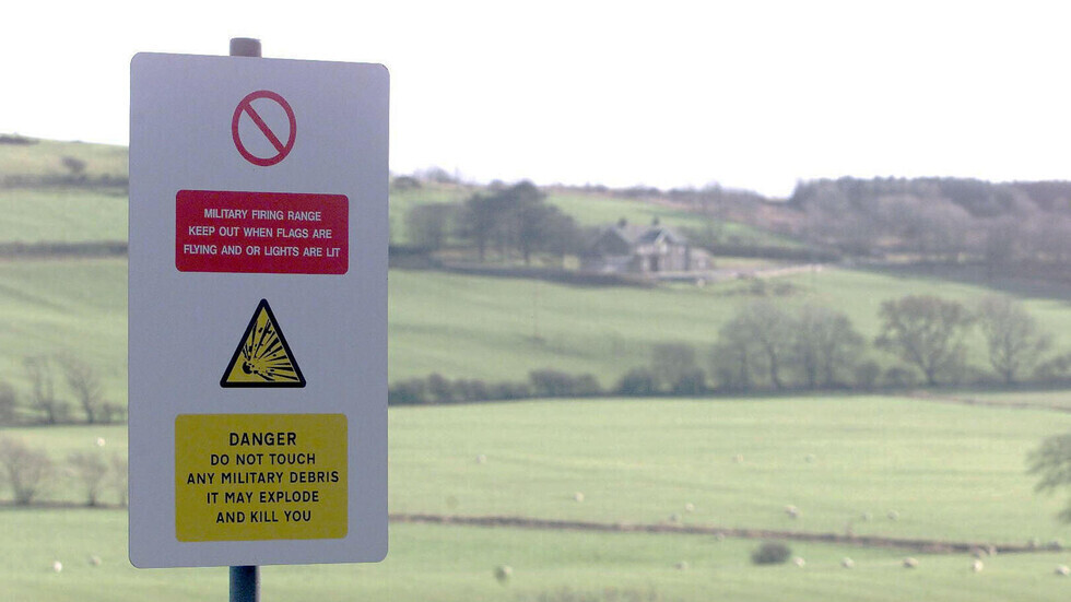 ضابط مخابرات أمريكي: واشنطن تحاول إخفاء خطر قذائف اليورانيوم على المدنيين