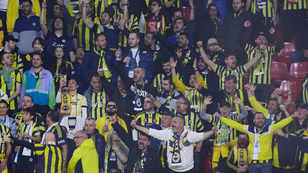 لمساعدة متضرري الزلزال المدمر.. مباراة خيرية بين زينيت الروسي وفنربخشة التركي