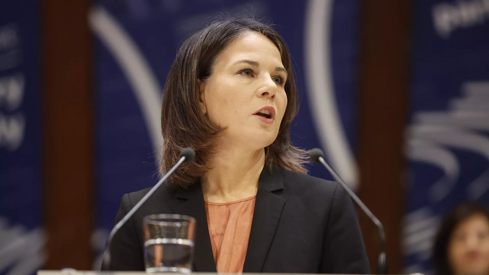 وسائل إعلام ألمانية: زيارة بيربوك إلى جورجيا ومقدونيا الشمالية تهدف للحد من النفوذ الروسي!