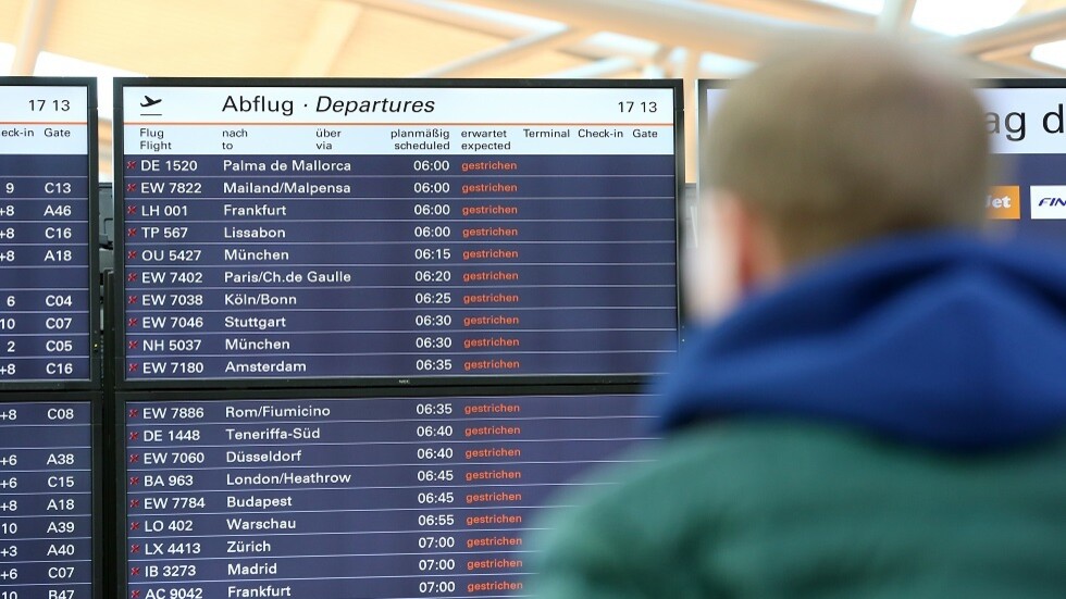 إضراب عمال النقل يشل مفاصل الحياة في ألمانيا