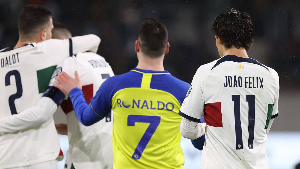 شاهد.. مشجع بقميص النصر يقتحم لقاء البرتغال ولوكسمبورغ ورد فعل رونالدو