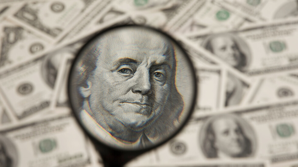 خبراء يتوقعون دخول الولايات المتحدة مرحلة ركود وتضخم كبير هذا العام