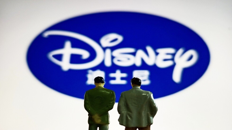 "رويترز": "ديزني" بدأت تسريح 7 آلاف موظف
