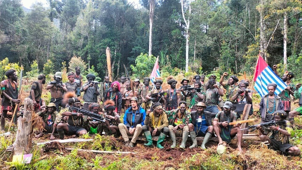 إندونيسيا تشن عملية ضد انفصاليين في بابوا اختطفوا طيارا نيوزيلنديا