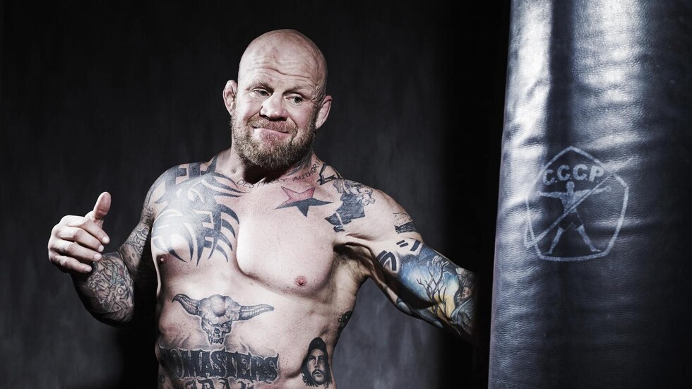 المقاتل مونسون: توصيات اللجنة الأولمبية الدولية بشأن آلية قبول الروس انتهاك لحقوق الإنسان