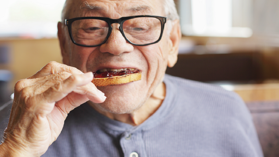 5 أطعمة لطول العمر للبقاء 