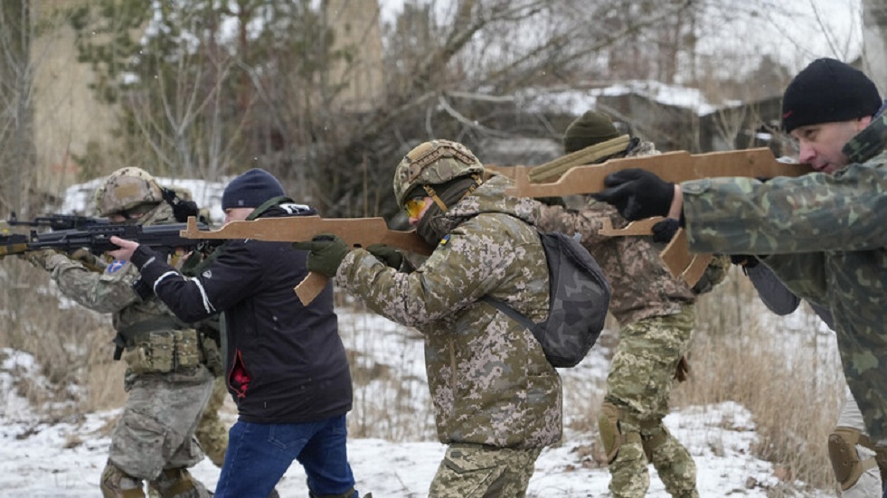 مجلس الأمن القومي الأوكراني يعترف بأن جنود كييف يقتلون دفاعا عن 