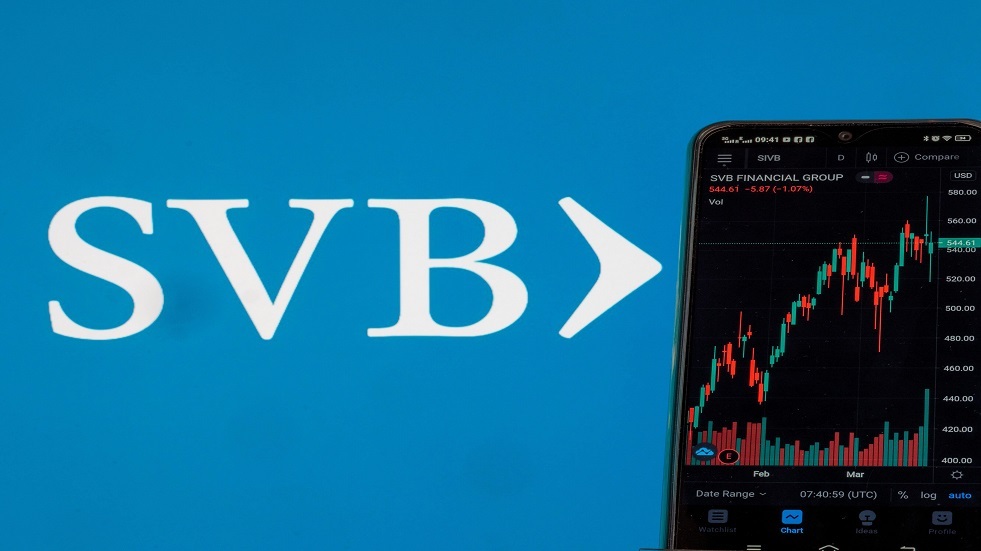 نتنياهو: أتابع عن كثب سقوط بنك الاستثمار الأمريكي SVB