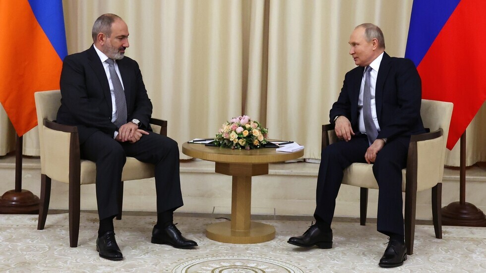 بوتين وباشينيان يبحثان سير تنفيذ الاتفاقات الثلاثية بين باكو ويريفان وموسكو