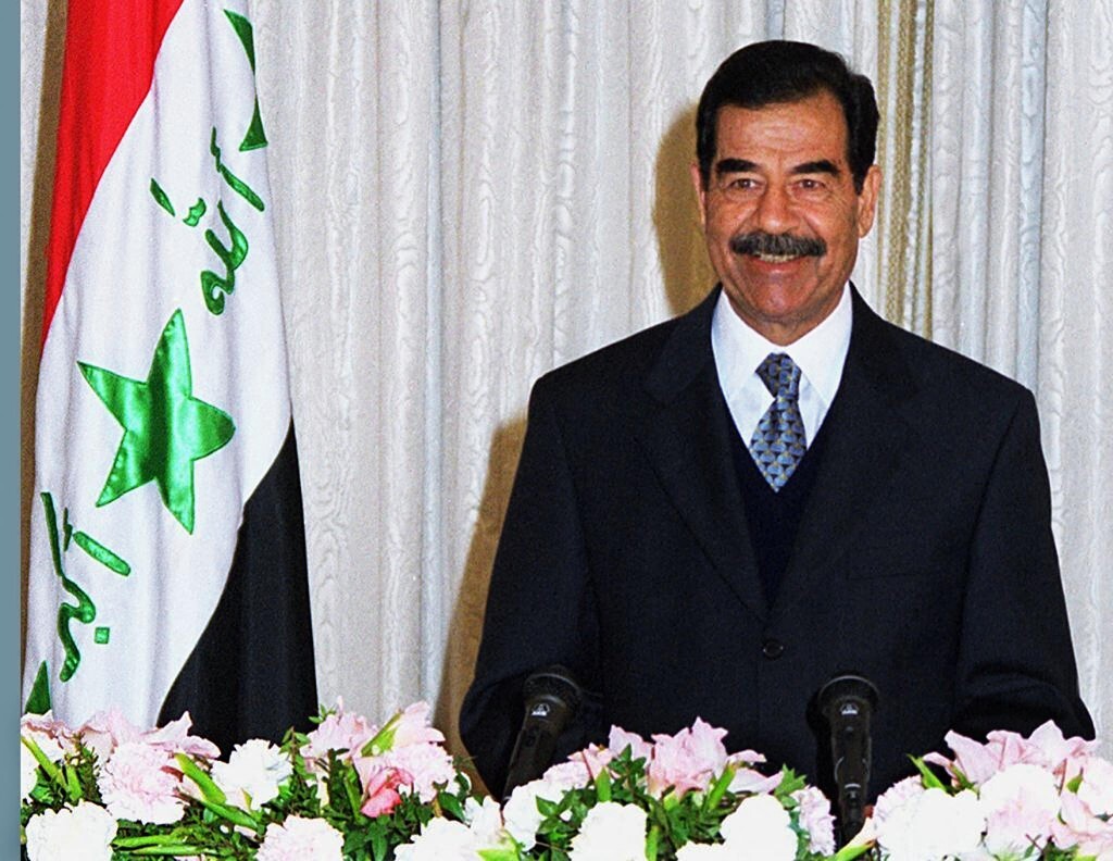 صدام: لا يمكن الوثوق بأي شخص له لحية بن لادن