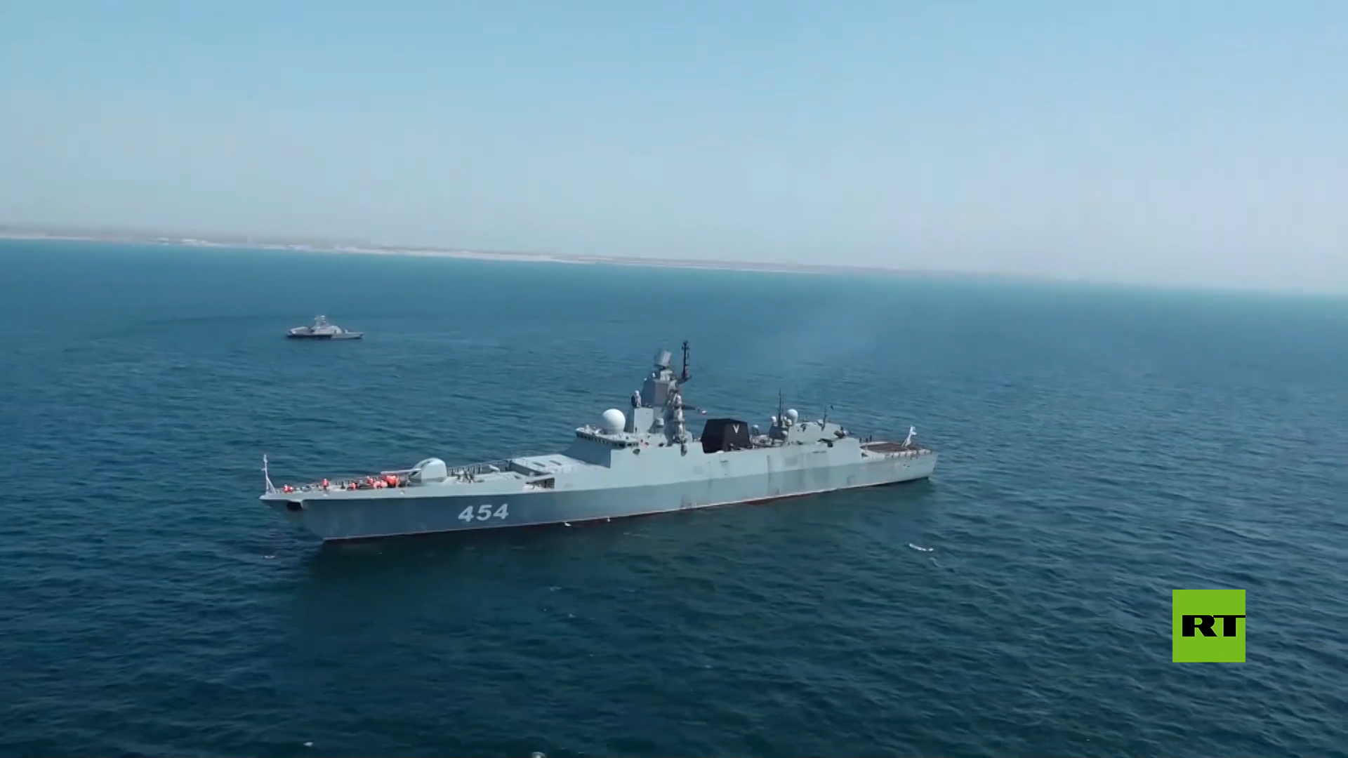 روسيا والصين وإيران تجري مناورات بحرية مشتركة في خليج عمان