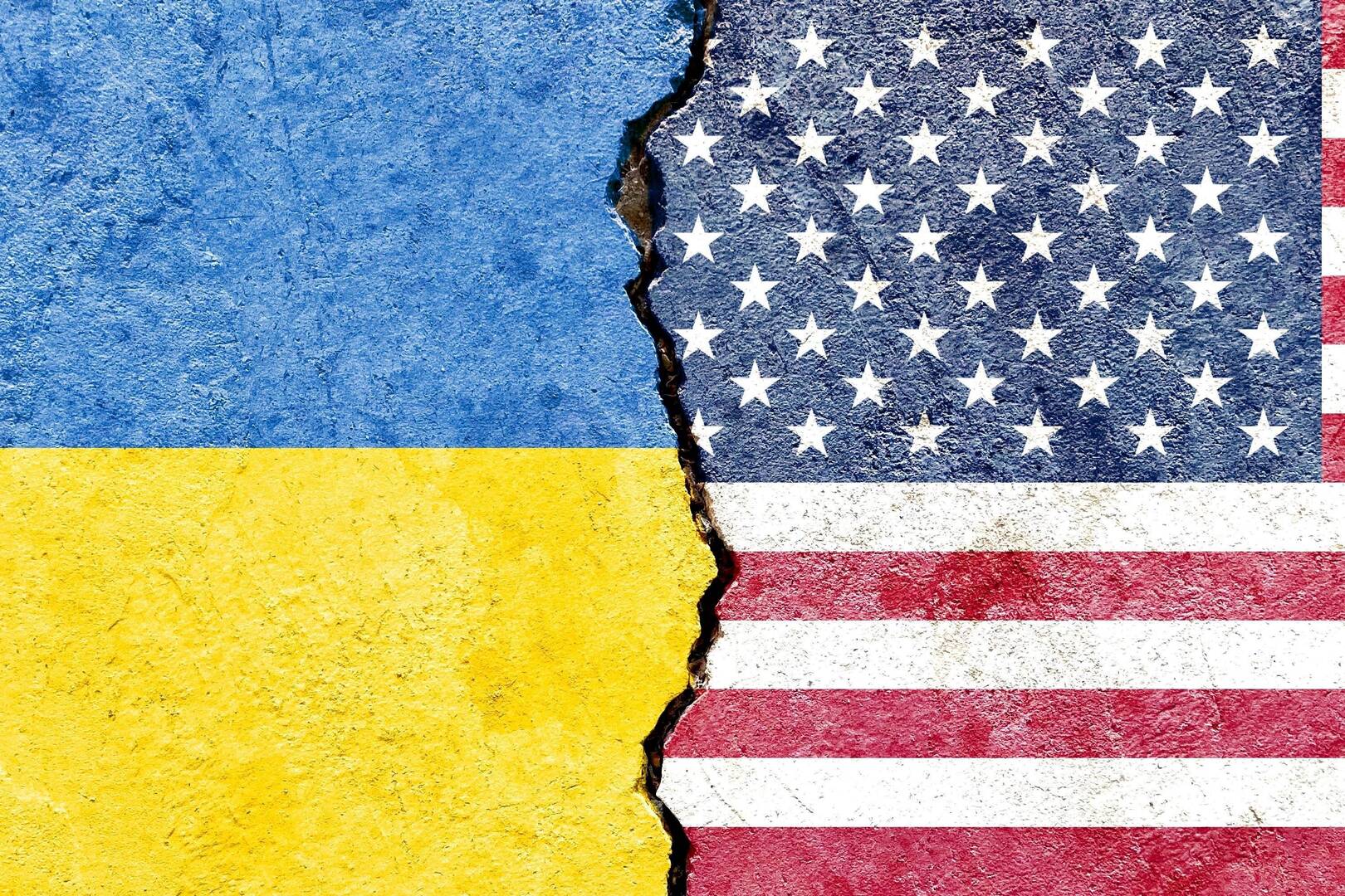 القيادات العسكرية الأمريكية يبحثون الوضع الميداني مع القيادة الأوكرانية