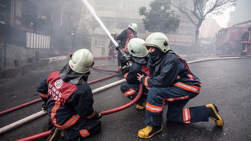 مصرع شخصين بحريق فندق في اسطنبول