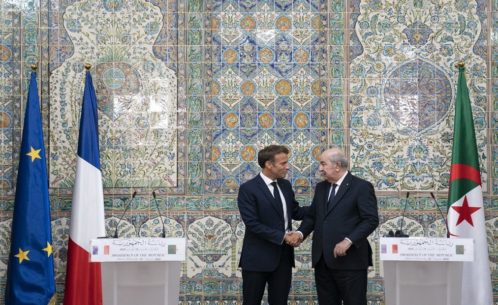 الجزائر: عودة سفير الجزائر قريبا إلى باريس ومرحلة جديدة من العلاقات بين البلدين