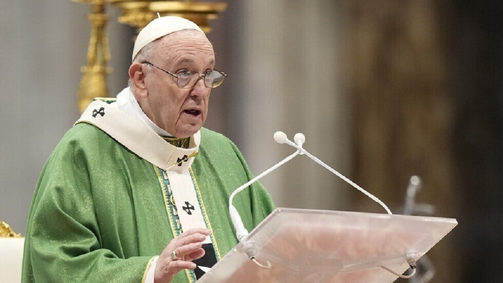 البابا يدعو إلى مفاوضات عاجلة بين روسيا والغرب