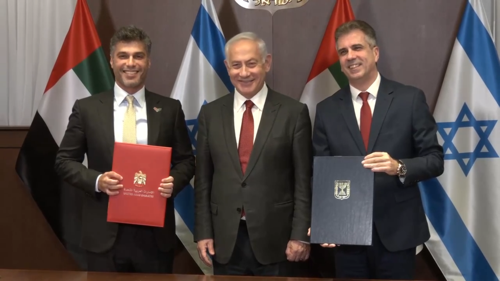 إسرائيل والإمارات توقعان على اتفاق التجارة الحرة (صور + فيديو)