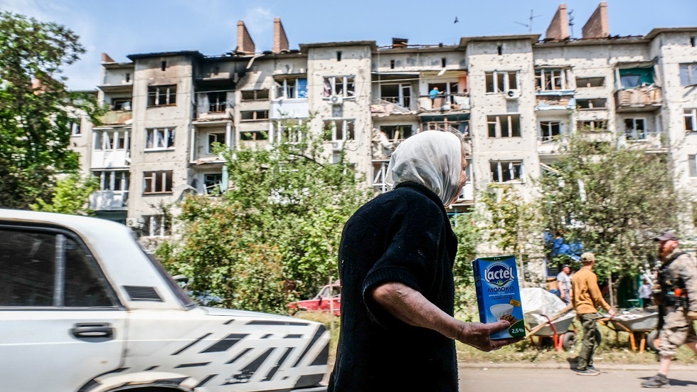 قصف أوكراني لمؤسسة تعليمية في ميليتوبول (فيديو)