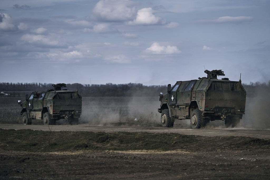 تدمير قافلة أوكرانية أرسلت لتعزيز القوات في سيفيرسك