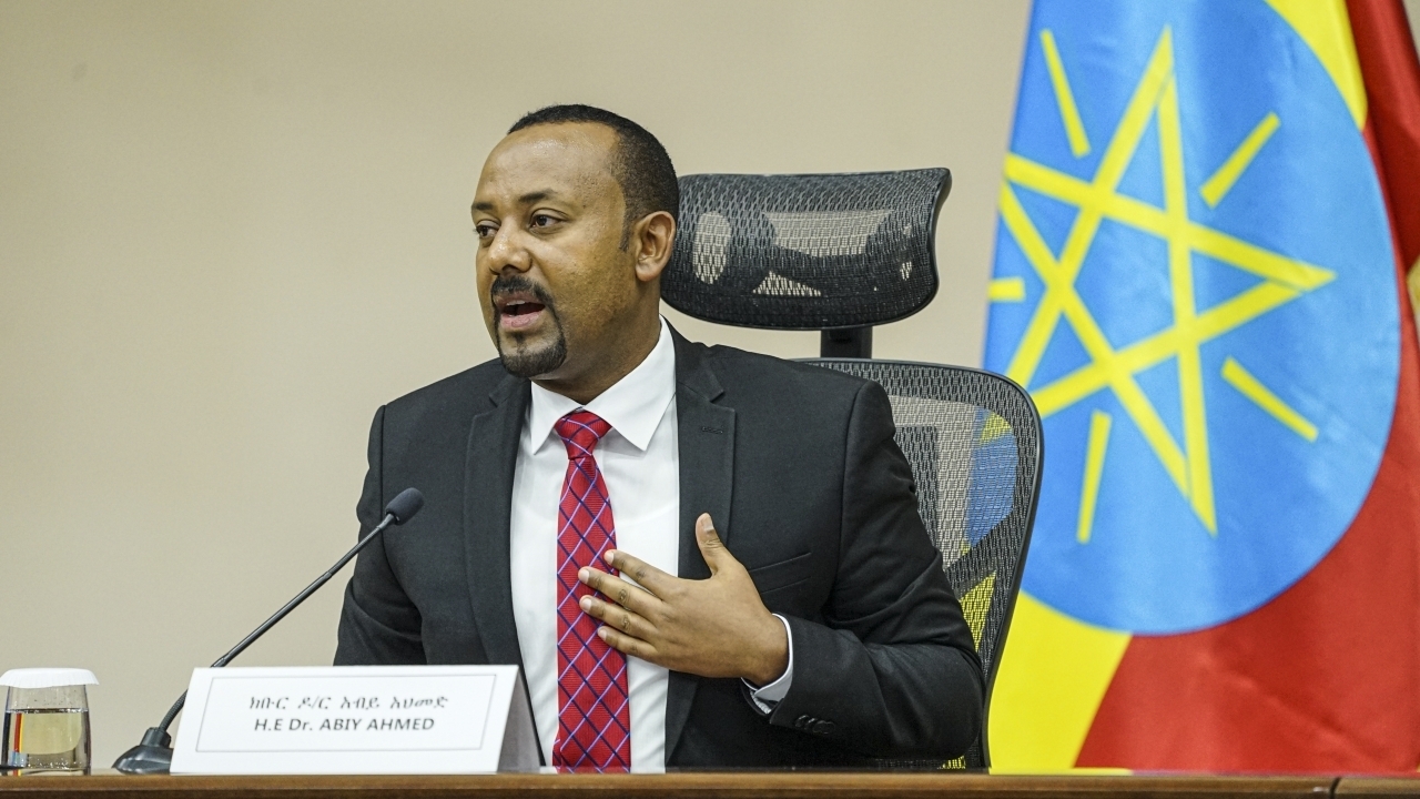 أبي أحمد: إثيوبيا تعمل على حل نزاع الحدود مع دول الجوار فقط عبر الحوار