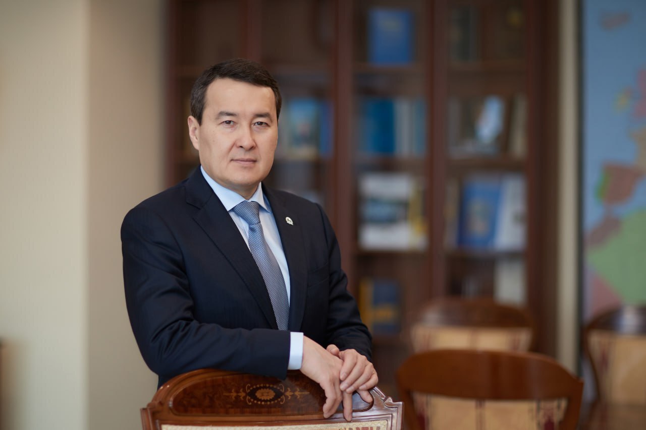 رئيس الوزراء الكازاخستاني أليخان سمايلوف