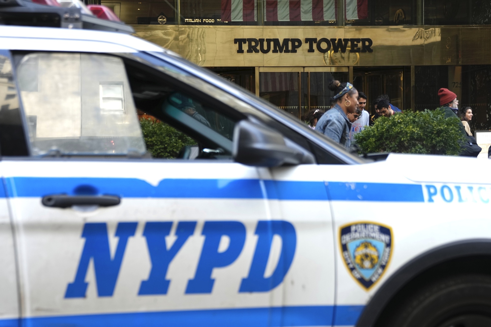 شرطة نيويورك تعزز الإجراءات الأمنية على خلفية توجيه الاتهام إلى ترامب
