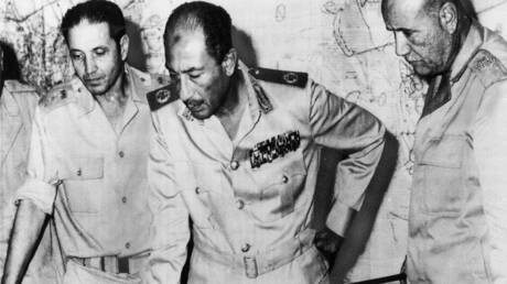 الرئيس المصري الراحل محمد أنور السادات